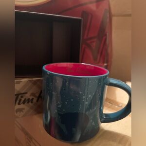 Blue bear theme red interior